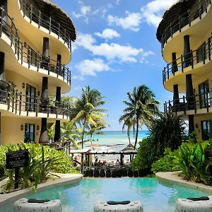 El Taj Oceanfront And Beachside 4*, פלאייה דל כרמן מקסיקו